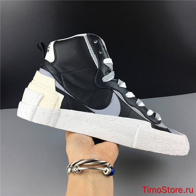 Nike Blazer Mid sacai Black Grey BV0072-002 - 1