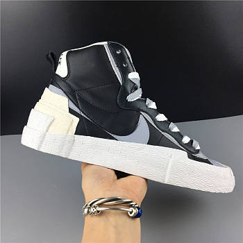 Nike Blazer Mid sacai Black Grey BV0072-002