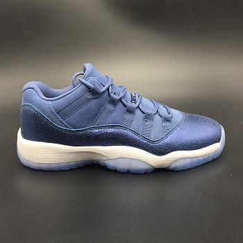 Nike Air Jordan 11 Retro Low Blue Moon 580521-408