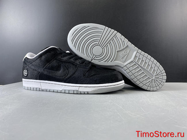 Nike SB Dunk Low Medicom Toy (2020) CZ5127-001 - 1