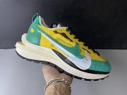Nike Vaporwaffle sacai Tour Yellow Stadium Green CV1363-700 - 4