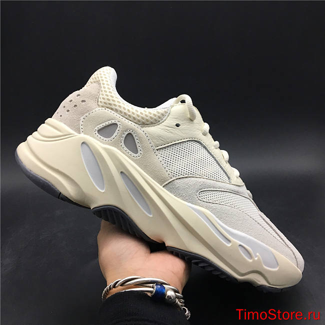 Adidas Yeezy Boost 700 Analog EG7596 - 1
