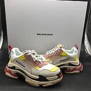 Ba1enc1age Triple S White Ecru 524038W09O59035 - 4