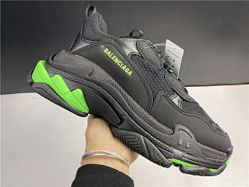Ba1enc1age Triple S Black Fluo Green 536737W3BK11035