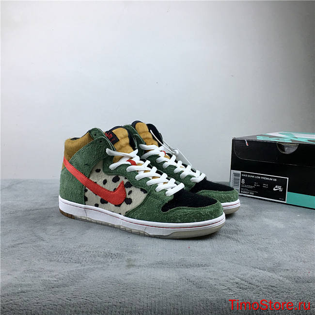 Nike SB Dunk High Dog Walker BQ6827-300 - 1