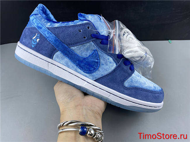 Nike SB Dunk Low Strange Love Blue CT2552 400 - 1
