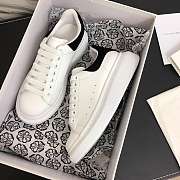 Alexander McQveen Oversized Sneaker White Black 587691WHX129061 - 6
