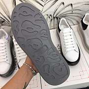 Alexander McQveen Oversized Worker White Black Sole 604232WHX9V9061 - 3