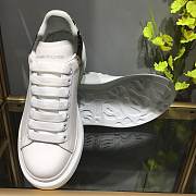 Alexander McQveen Oversized Sneaker Snakeskin 553680WHWKC9306 - 5