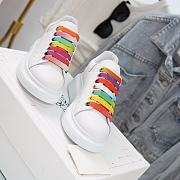Alexander McQveen Oversized Sneaker White Rainbow 553680WHX9P9035 - 2
