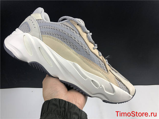 Adidas Yeezy Boost 700 V2 Cream GY7924 - 1