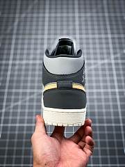 Nike Air Jordan 1 Mid Grey Onyx BQ6472-020 - 6