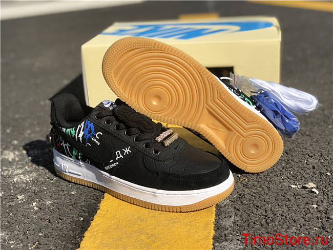 Travis Scott X Nike Air Force 1 Cactus Jack - 1
