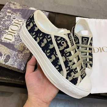 D1or Low Top Blue White