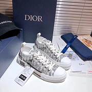 D1or B23 LOW-TOP SNEAKER White and Black 3SN249YJPH069  - 5