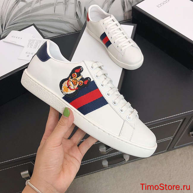 Gvcci Ace Embroidered Low-Top Sneaker - 1