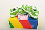 Nike SB Dunk Low Supreme Stars Mean Green (2021) DH3228-101 - 3