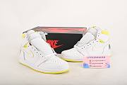 Nike Air Jordan 1 Retro High First Class Flight 555088-170 - 1