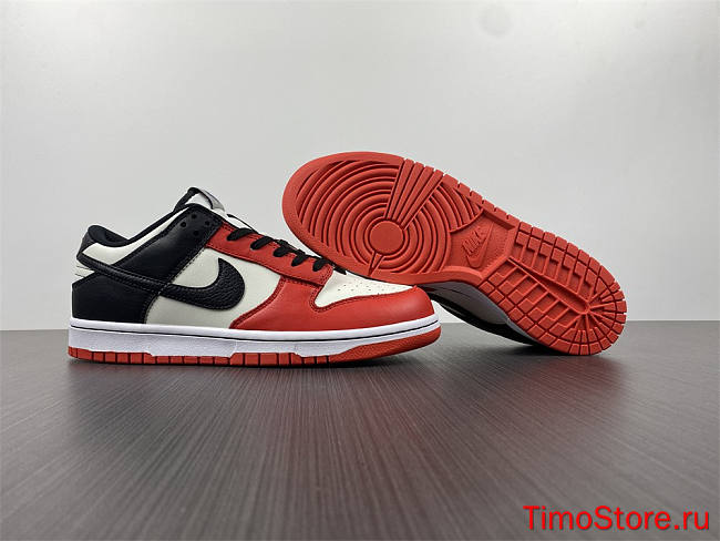 Nike Dunk Low EMB NBA 75th Anniversary Chicago DD3363-100 - 1