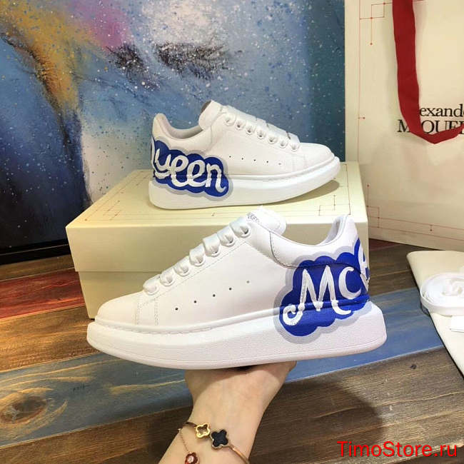 Alexander McQveen Oversized Sneaker 031360 - 1