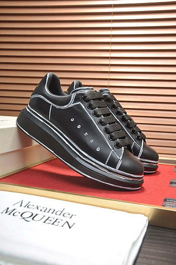 Alexander McQveen Oversized Sneaker 2159260
