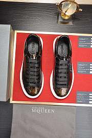 Alexander McQveen Oversized Sneaker 2159250 - 2