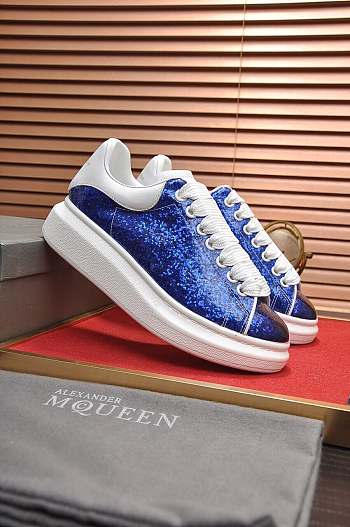 Alexander McQveen Oversized Sneaker 2159230