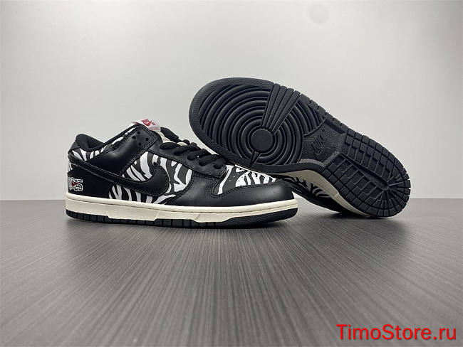 Nike SB Dunk Low OG QS Quartersnacks Zebra DM3510-001 - 1