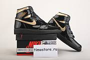 Nike Air Jordan 1 Retro High Black Metallic Gold (2020) 555088-032 - 3