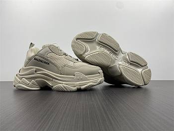 Ba1enc1age Triple S Sneaker Beige 536737W2FW19700