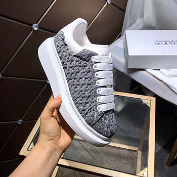 Alexander McQveen Oversized A11