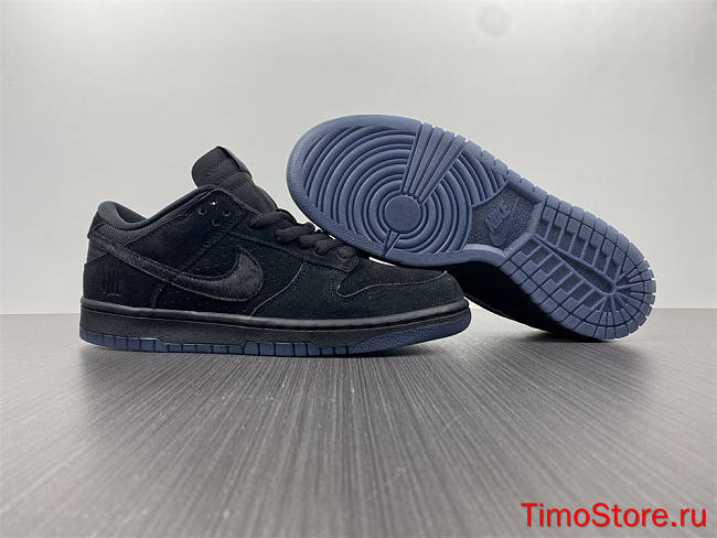 Nike Dunk Low SP Undefeated 5 On It Black DO9329-001 - 1