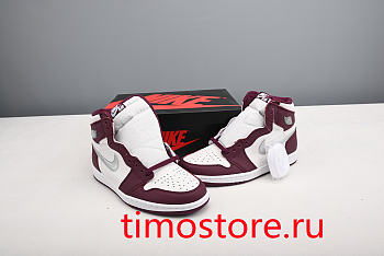 Nike Air Jordan 1 Retro High OG Bordeaux 555088-611
