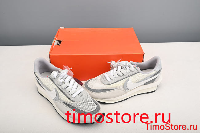Nike LD Waffle Sacai Summit White BV0073-100 - 1