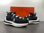 Nike Vaporwaffle sacai Jean Paul Gaultier Black White DH9186-001 - 1