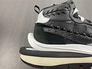 Nike Vaporwaffle sacai Jean Paul Gaultier Black White DH9186-001 - 6