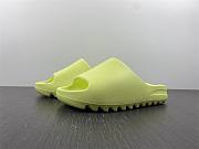 YEEZY SLIDE GLOW GREEN 2022  - 3