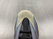 adidas Yeezy 700 V3 Fade Carbon GW1814 - 2