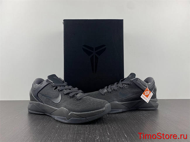 Nike Kobe 7 Black Mamba Collection Fade To Black - 1