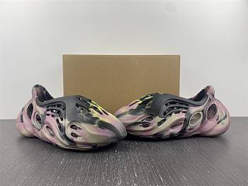 adidas Yeezy Foam RNNR “MX CARDON