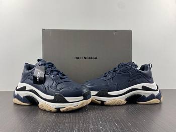 Ba1enc1age Triple S  33