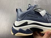 Ba1enc1age Triple S  33 - 3
