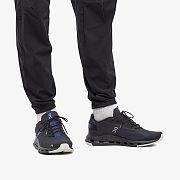 on clon cloudnova form black - 4