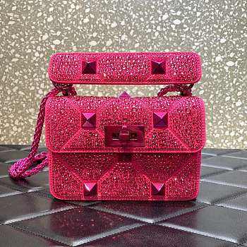 Valentino Garavani Roman Stud Bag 19CM 