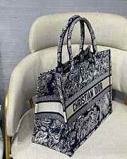 D1or Lady Oblique Canvas Book Tote 36.5 x 28cm - 5