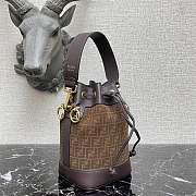 Fend1 Mini Mon Tresor bucket bag 12x18x10cm - 2