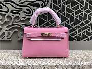 Herme5 Kelly Leather Handbag in Pink 20 x 8 x 14 cm  - 4