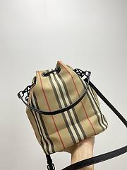 Bvrberry Handbag 220418C 24x21x14cm  - 2