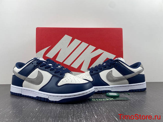 Nike Dunk Low 'Midnight Navy Smoke Grey' FD9749-400  - 1