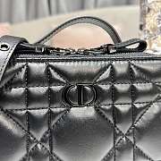d1or Caro Box Bag with Chain Black 18cm  - 2